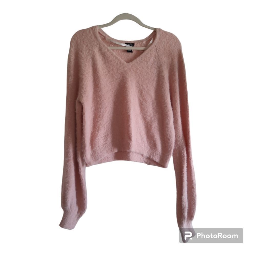 Rue21 Dusty Pink Fuzzy Eyelash V Neck Balloon Sleeve Crop Sweater
